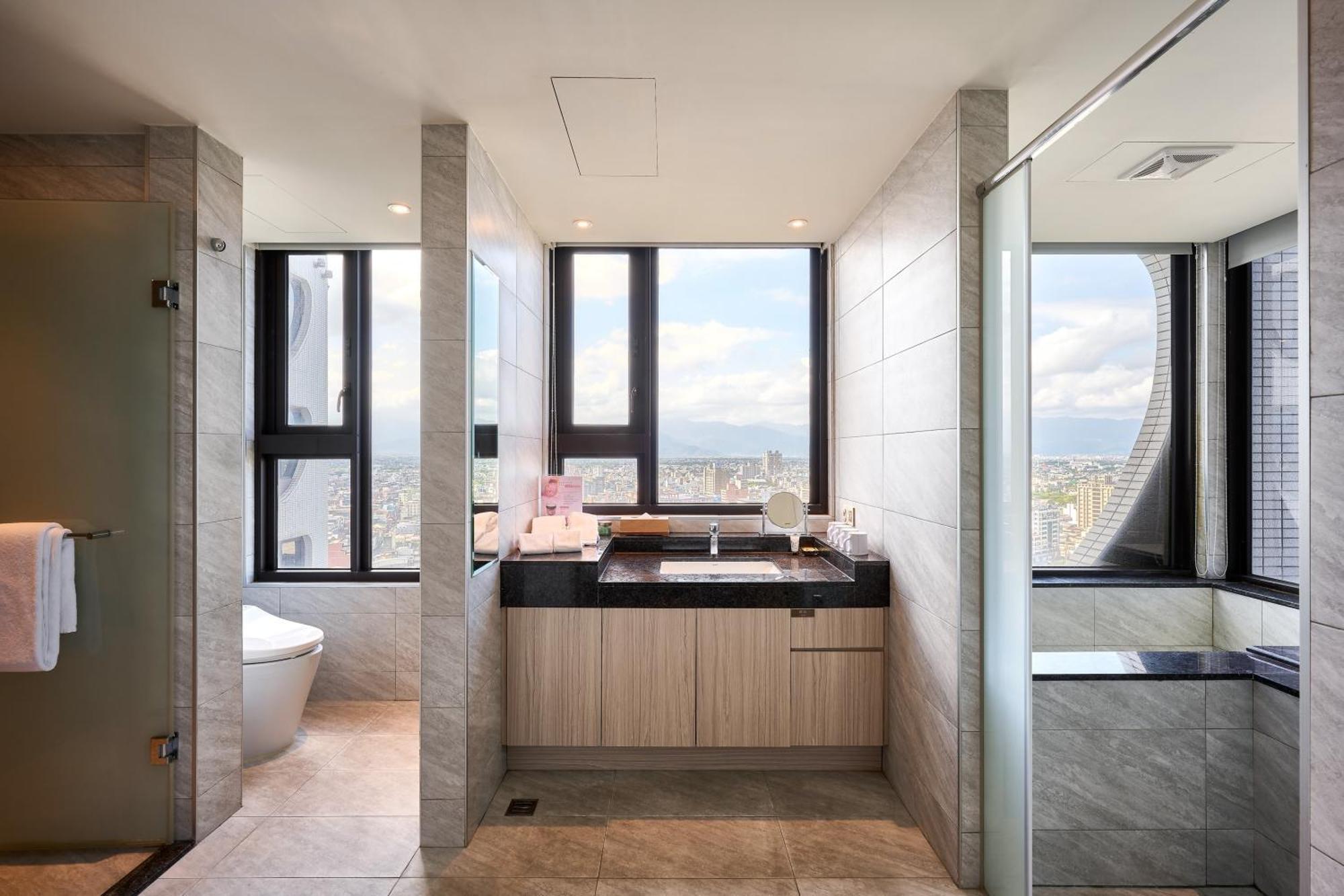 Cuncyue Hot Spring Resort Luodong Camera foto Bathroom