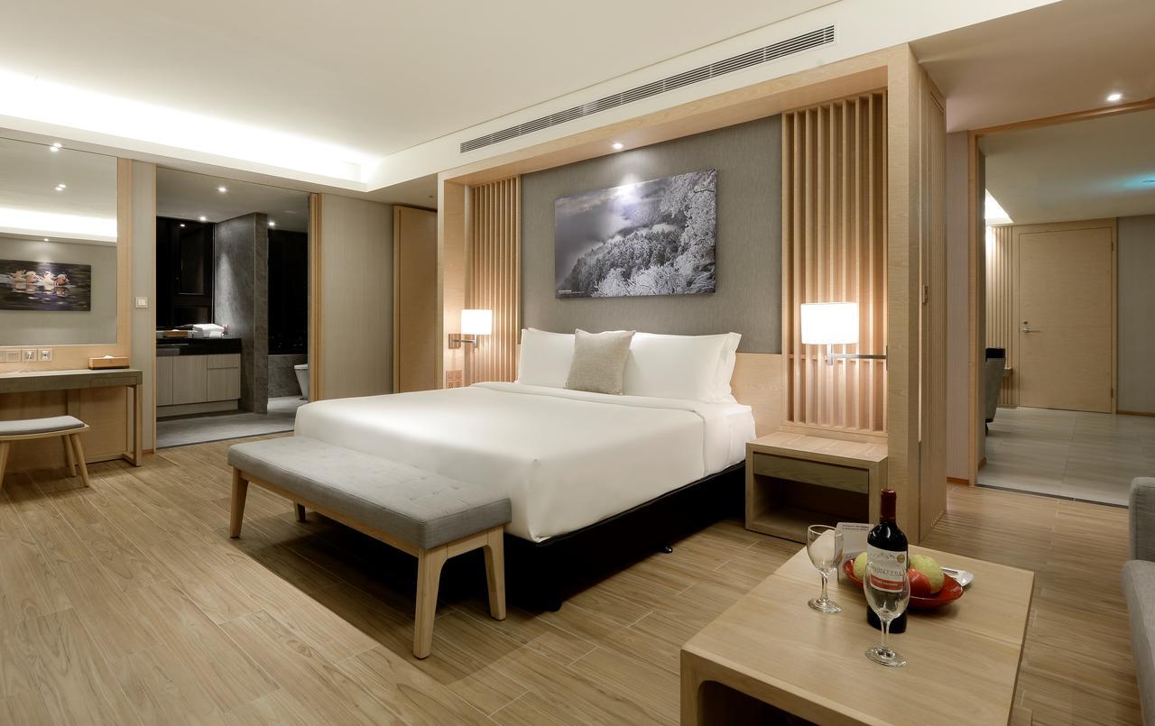 Cuncyue Hot Spring Resort Luodong Esterno foto Deluxe Suite